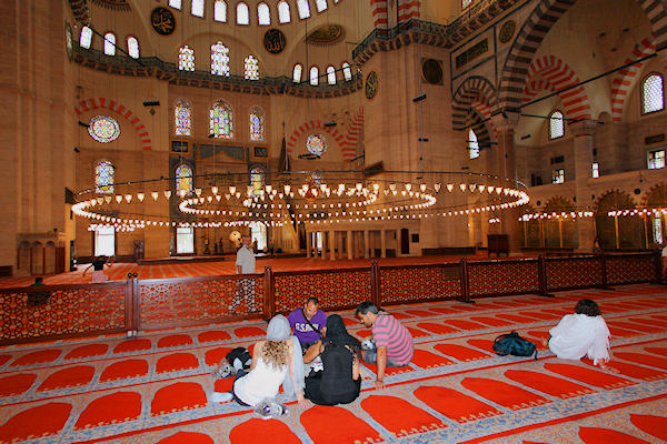 Istanbul_SuleymanijeMosque_Int_2727.jpg