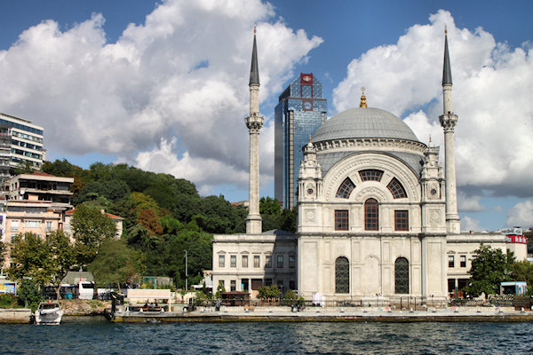 Istanbul_TheBosphorus_9475.jpg