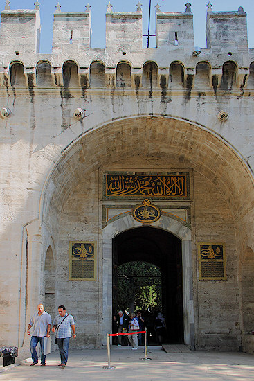 Istanbul_Topkapi_9084.jpg