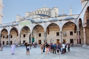 Istanbul_BlueMosque_2640