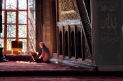 Istanbul_BlueMosque_Interior_9067