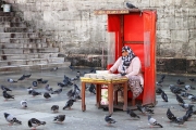 Istanbul_PigeonLadies_9464